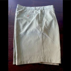 Men’s XL dressier khaki shorts BN